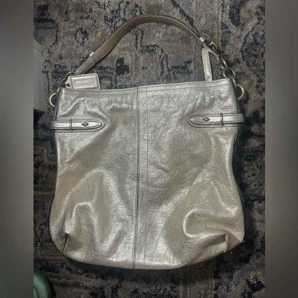 ❤️‍🔥BOGO FREE Authentic Coach Elevated Collette Gold Metallic Leather Bag Tote - Picture 4 of 6